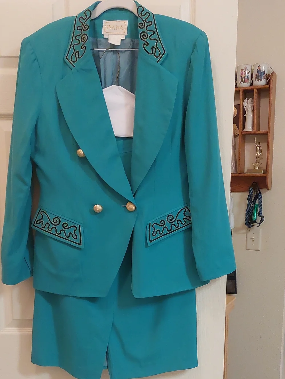 Vintage Teal Double-Breasted Women's Suit with Embroidered Trim